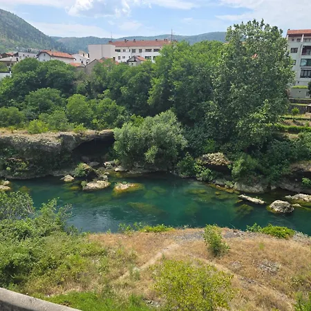 Divan By The River Apartment
