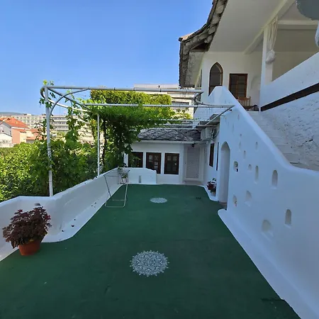 Divan By The River Mostar